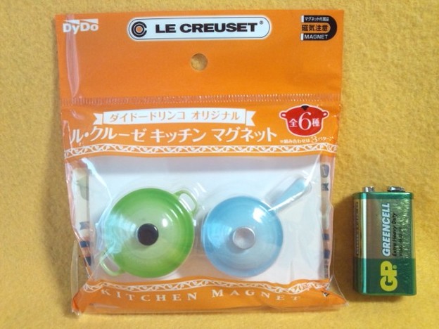 非売品 LE CREUSET の、ココット・ロンド と ソースパン キッチン マグネット 磁石