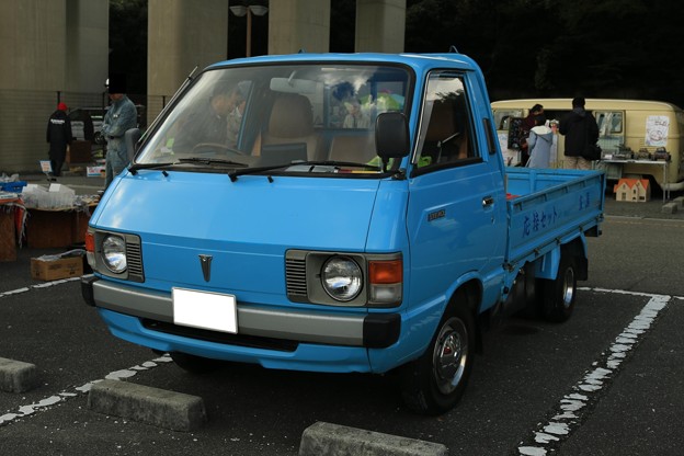 トヨタ自動車 ライトエースジャストローデラックス