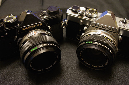 ZUIKO 50mm f3.5マクロとf1.8