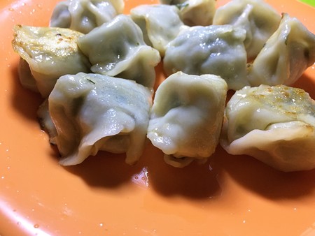 喜羊羊の餃子と豆板醤とキッコーマン (5)