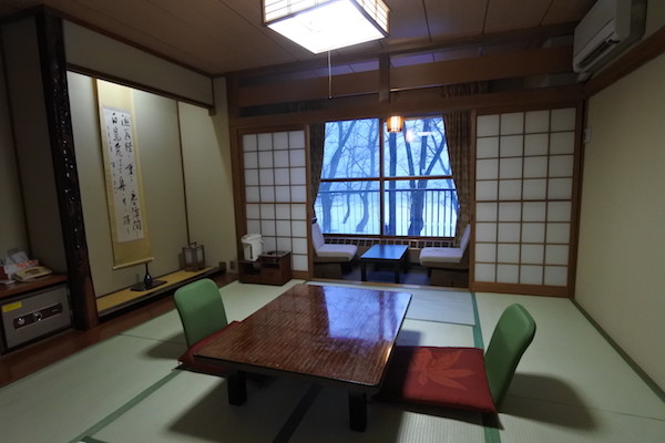 純和風のいい感じのお部屋