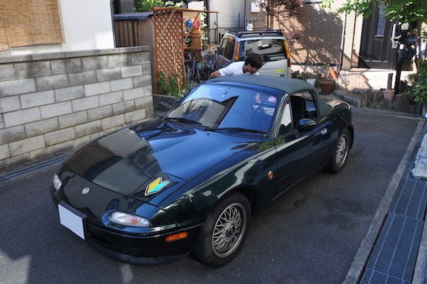 用事で出かけていた長男がロードスターで帰宅