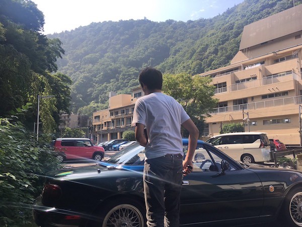 長男は友たちど箱根へ