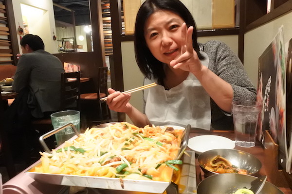 混ぜてさらに６分待ったら食べられます