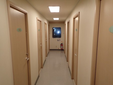 29 4 別府八湯温泉まつり 行きのフェリー 1