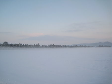雪煙り