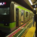 Photos: 都営新宿線篠崎駅1番線 都営10-610F各停調布行きベル扱い