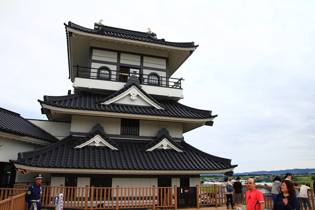 Photos: 天守のある役場