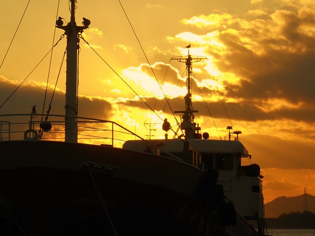 小寒過ぎの瀬戸の夕陽2015.1.9