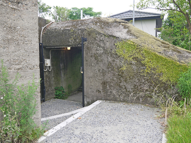 串良基地跡の地下壕第一電信室(1)